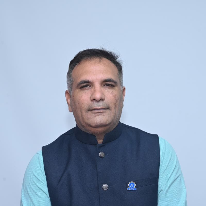 Mr Manish Rawal