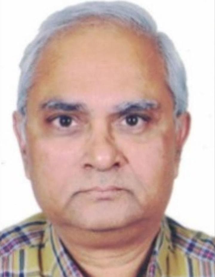 Mr Ravindra Mahadeokar
